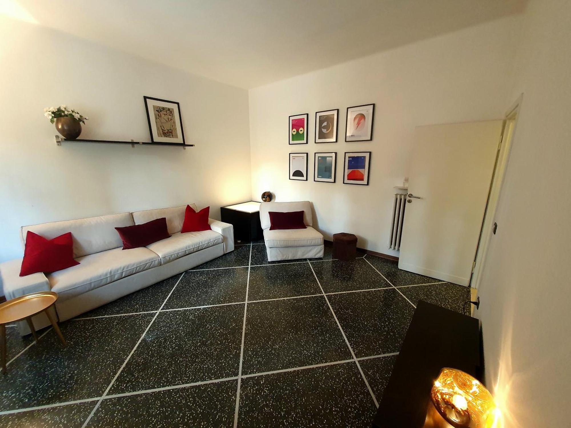Spacious Three-Room Apartment In Saragozza Bologna Exteriör bild