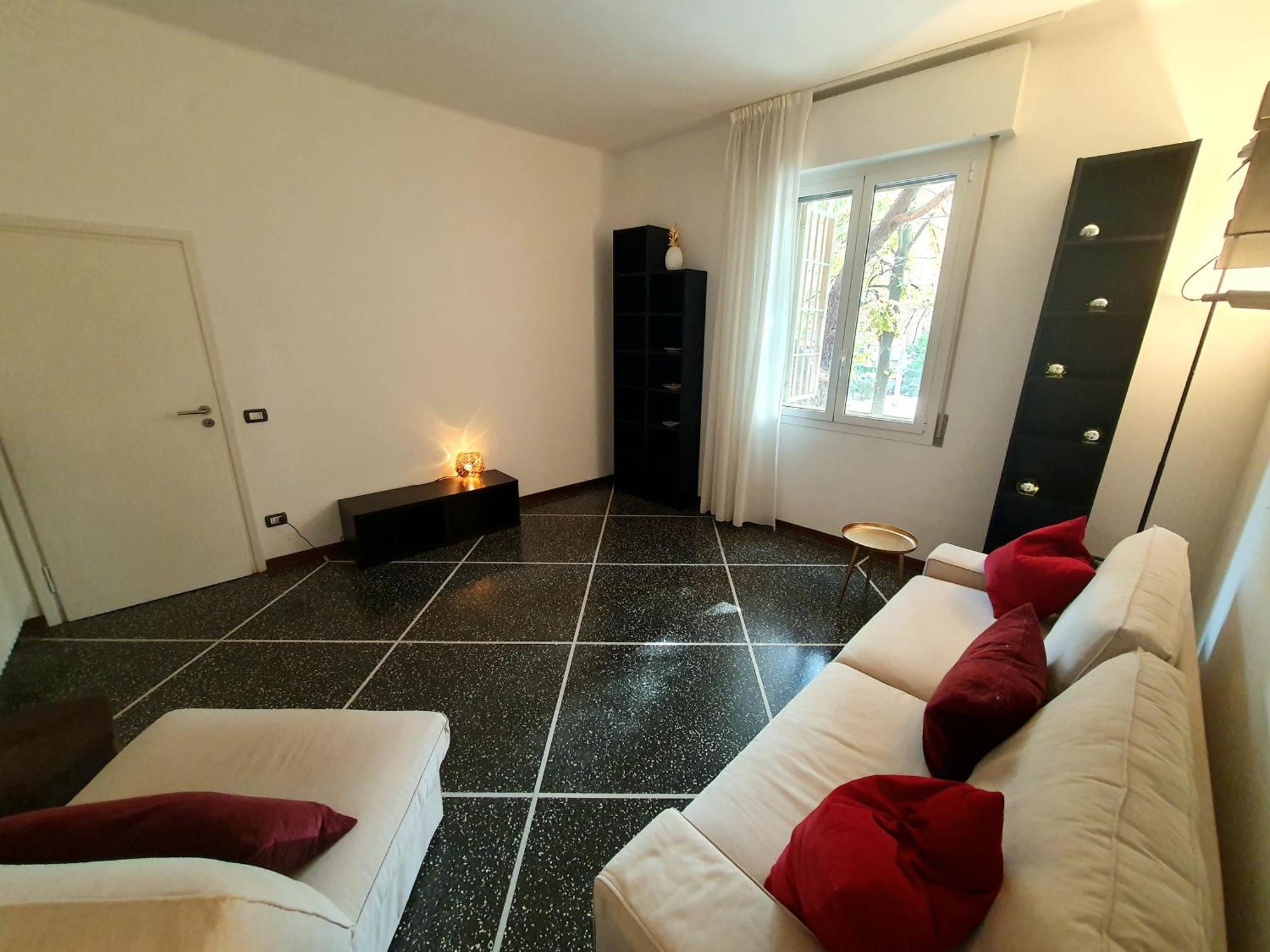 Spacious Three-Room Apartment In Saragozza Bologna Exteriör bild